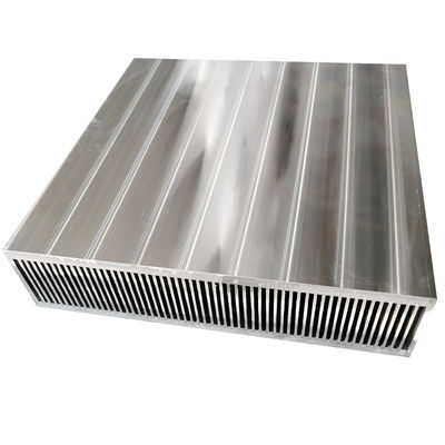 Forme pratique de rectangle de radiateur en aluminium universel de feuille