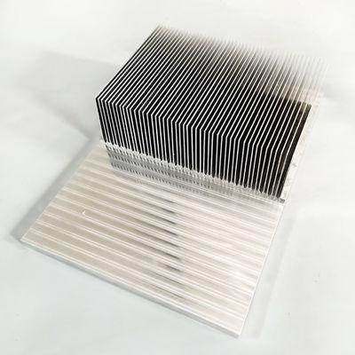 Radiateur antirouille industriel de laser, extrusion en aluminium de anodisation de radiateur