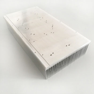 Couleur d'argent de corrosion de radiateur électronique d'UPS de semi-conducteur anti