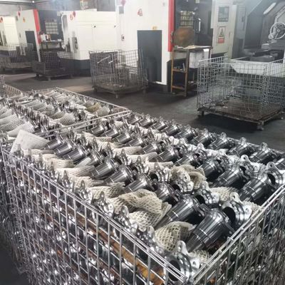 Remorque antirouille Axle Spindle, précision d'acier au carbone de souffle de sable haute forgeant des pièces