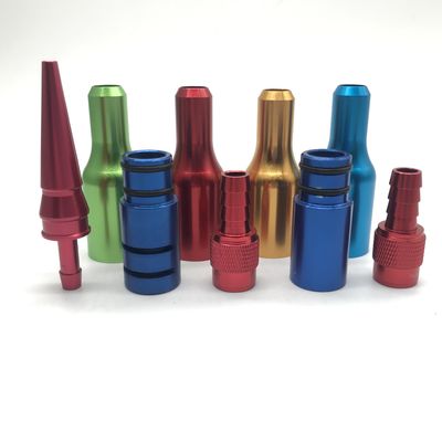 Pièces de fraisage de rotation en laiton multicolores de commande numérique par ordinateur antirouille pour des véhicules à moteur