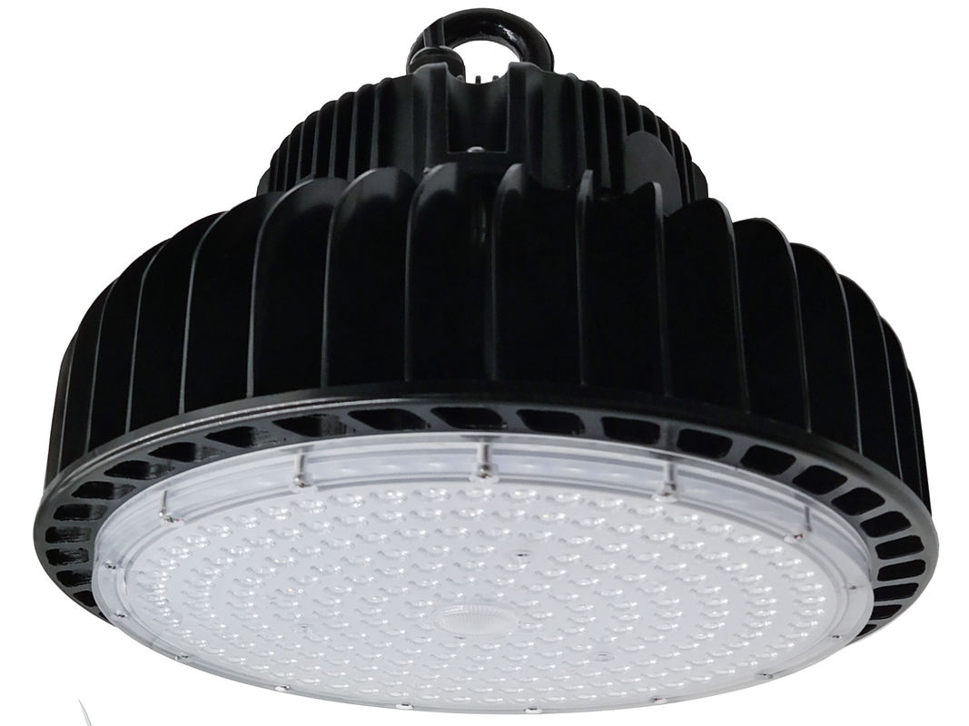 L'appareil d'éclairage de pièce forgéee à froid loge l'antirouille de couleur noire pour la lumière élevée de baie