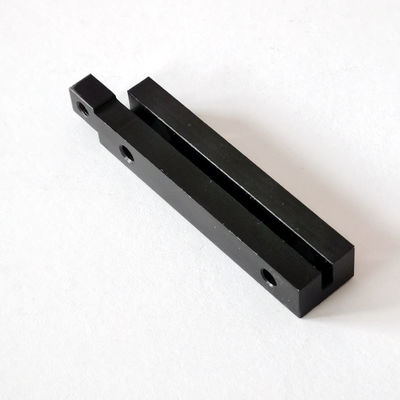 Commande numérique par ordinateur usinée antirouille fraisant universel anodisé noir de pièces