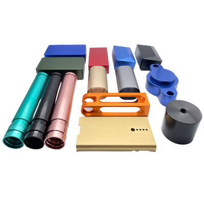 Pièces de fraisage de rotation en laiton multicolores de commande numérique par ordinateur antirouille pour des véhicules à moteur